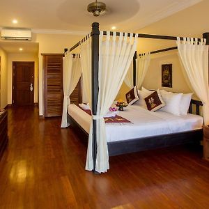 Chambre Lit Queen-Size